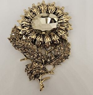 Sunflower Flower Brooch Pin Rhinestones Glass Crystals Golden Gold Tone